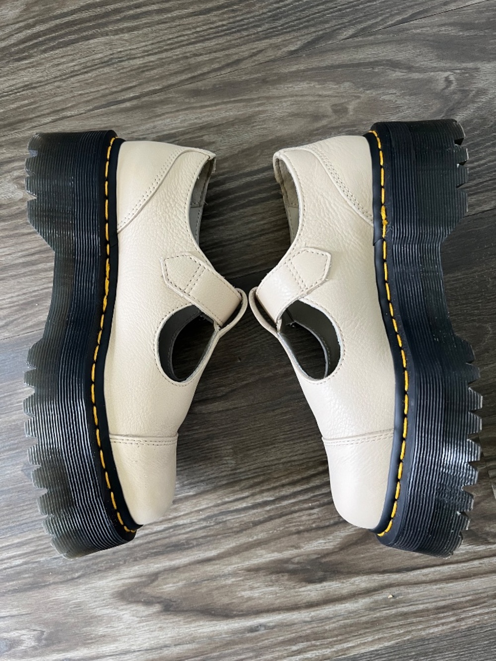 Dr. Martens Cream Platform Mary Janes - US 7 - Picture 8 of 8